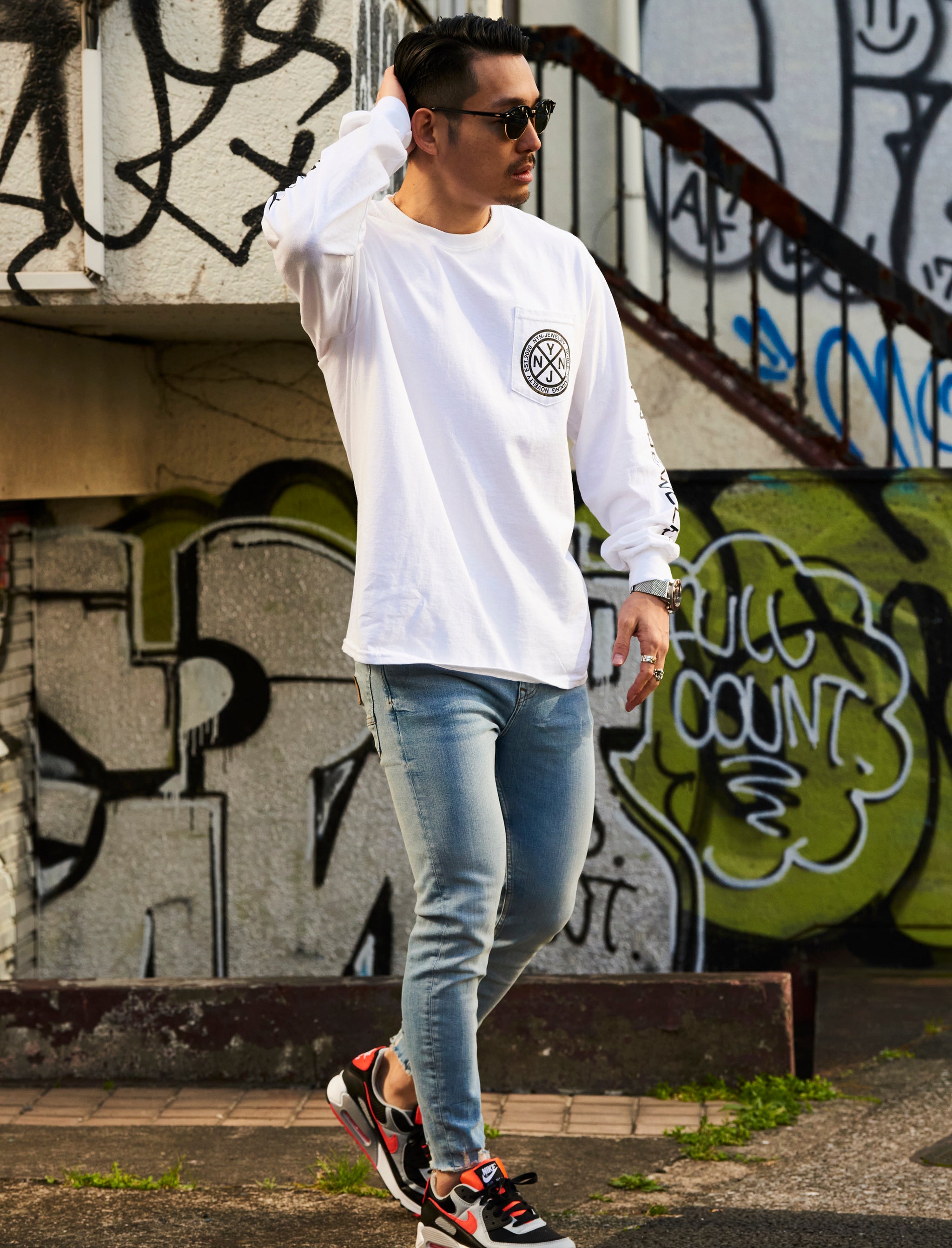 EMBLEM L/S TEE (WHT) - NYN-JEWELRY®